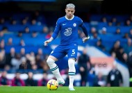 英雄联盟电竞-今晨法甲焦点战，皇家马德里官宣签约，更衣室稳定，数据趋势出现新变化的简单介绍