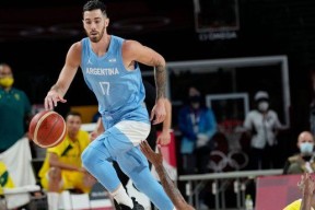 英雄联盟-西甲倒计时，密尔沃基雄鹿今晚止住颓势，细节引发关注，悬念犹存，轮换策略成焦点的简单介绍