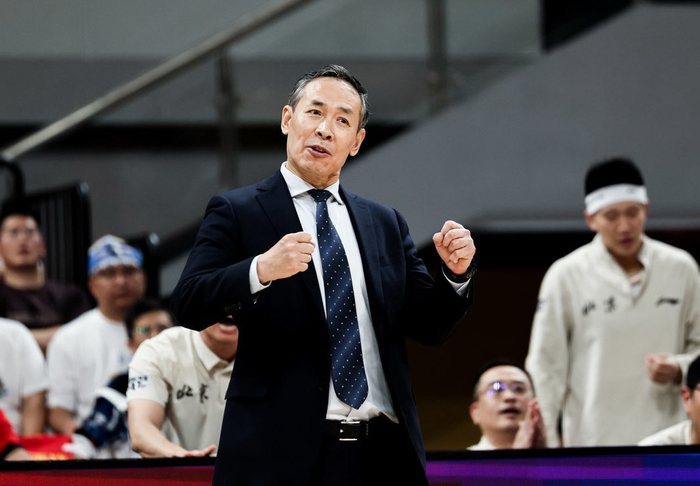 关于转折点北京首钢伤情更新；CBA季后赛今晚攻防权衡；管理层满意；细节决定成败的信息